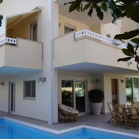 Apartment Beach Front With Pool * Montesilvano
