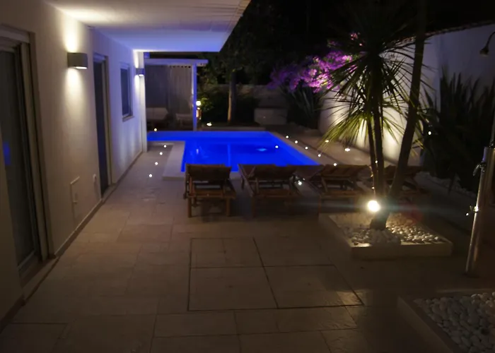 Apartament Front With Pool Montesilvano Marina